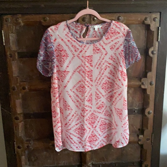 3/$28 Cabi abstract print Coquertte tee top blouse - Picture 5 of 11